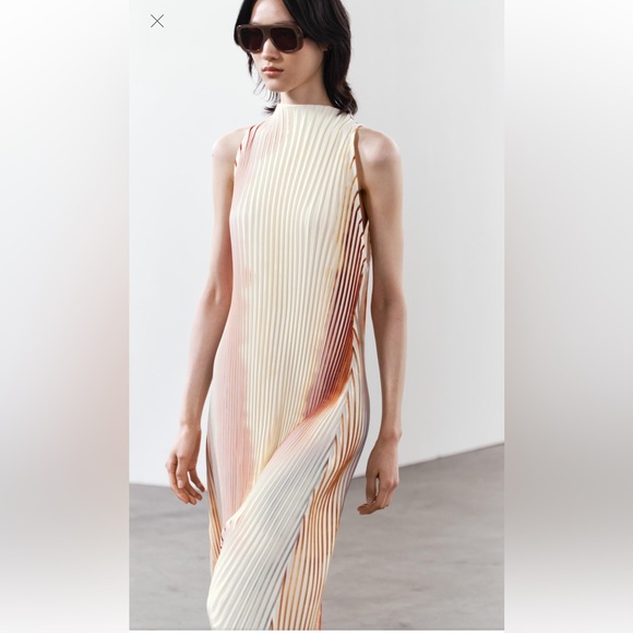 Zara Pleated Halter Dress Size Large NWT - Picture 10 of 12